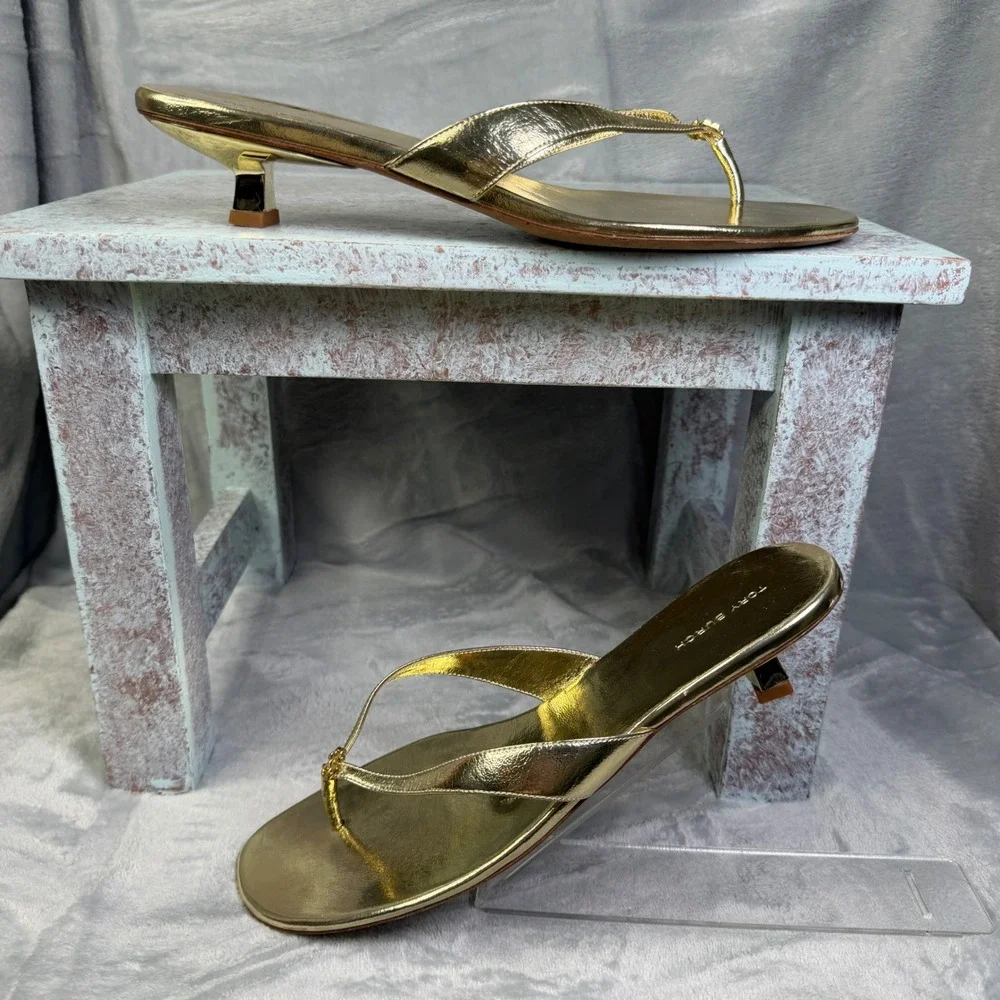 Tory Burch Capri Metallic Kitten-Heel Thong Sandals Womens 10 Gold Leather Logo